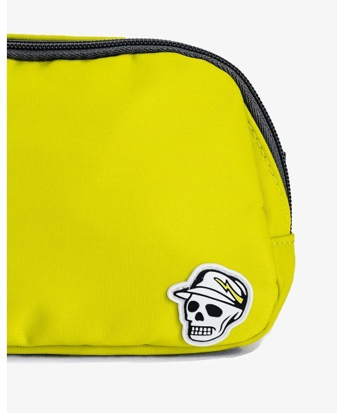 DEVEREUX GOLF（デヴァローゴルフ）の「Crossbody Caddy（ボディバッグ/ウエストポーチ・メンズ・シルバー/イエロー/ブラック/グリーン・FREE）」の6枚目の写真