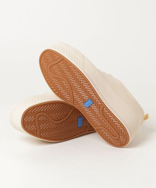 Keds（ケッズ）の「Keds ケッズ スカイラー レザー デイジー チャーム ベージュ（スニーカー・レディース・ベージュ・23.0cm/24.0cm/24.5cm/25.0cm/23.5cm/22.5cm）」の9枚目の写真