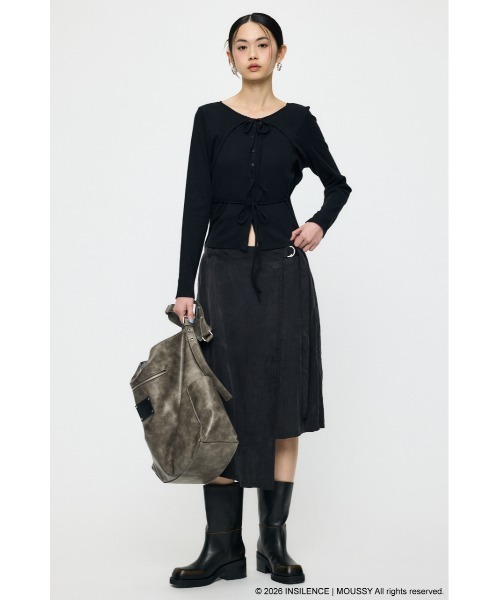 MOUSSY（マウジー）の「INSILENCE LAYER CUT トップス（Tシャツ/カットソー・レディース・ブラック/ライトカーキ/ライトグレー・1/2）」の5枚目の写真