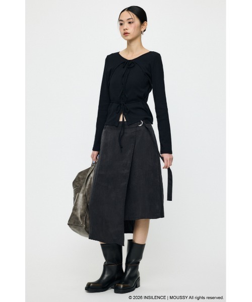 MOUSSY（マウジー）の「INSILENCE LAYER CUT トップス（Tシャツ/カットソー・レディース・ブラック/ライトカーキ/ライトグレー・1/2）」の7枚目の写真