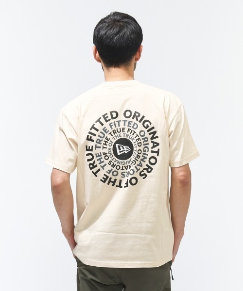 NEW ERA(ニューエラ)の「ニューエラ SS CT TEE CIRCLE OOTTF CREAM 261(Tシャツ/カットソー・メンズ・クリーム・L/LL/3L/S/M)」の2枚目の写真