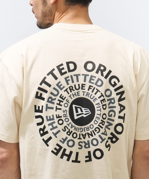 NEW ERA(ニューエラ)の「ニューエラ SS CT TEE CIRCLE OOTTF CREAM 261(Tシャツ/カットソー・メンズ・クリーム・L/LL/3L/S/M)」の6枚目の写真