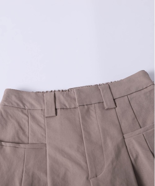 Lajour(ラジュール)の「フロントポケット タックワイドパンツ(その他パンツ・レディース・ブラウン/ブラック/アイボリー・L/M)」の15枚目の写真