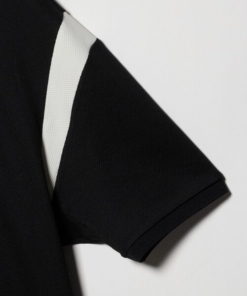 TaylorMade（テーラーメイド）の「＜TaylorMade＞HERITAGE-90 COLLECTION/ユニセックス クラシックロゴ  ブロック ポロシャツ ストレッチ UV 吸水速乾（ポロシャツ・メンズ・ブラック/オフホワイト・L/S/M/XL/XS）」の5枚目の写真