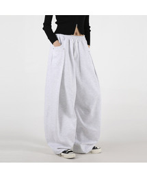 UMM（ウム）の「レディースサイドリベットバルーンストリングパンツ3COLOR（スウェットパンツ）」