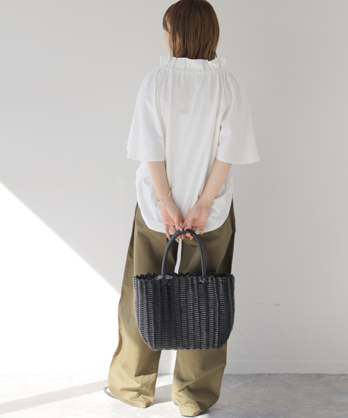 ジャーナルスタンダードレリューム　フリルリボンTシャツ　ブラック ジャーナルスタンダード レリューム JOURNAL STANDARD relume