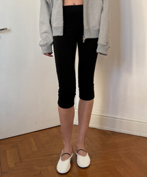 SINOON（シヌーン）の「Capri Leggings Pants (Black)（その他パンツ）」