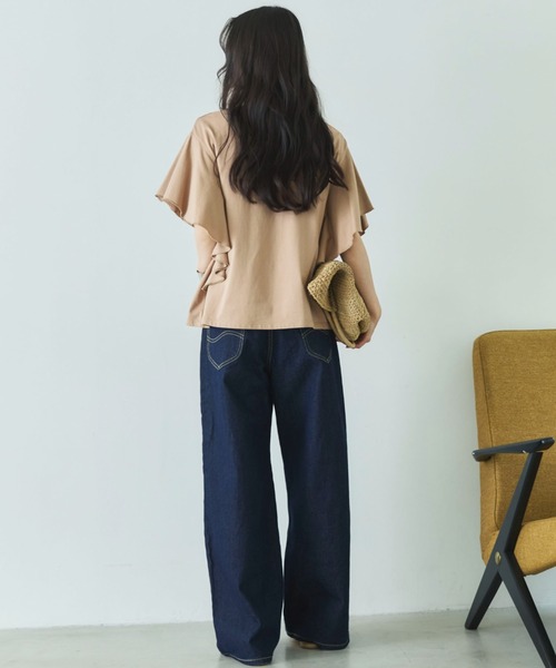 Doux archives(ドゥアルシーヴ)の「袖フリルプリントTシャツ(Tシャツ/カットソー・レディース・チャコールグレー/キャメル/オフホワイト・FREE)」の9枚目の写真