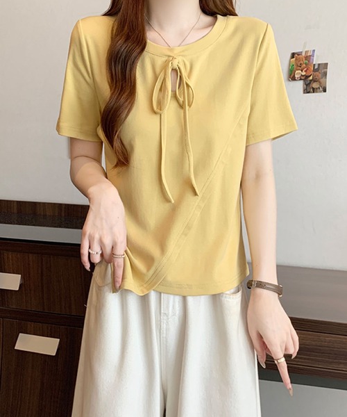 2ly2(トゥーリートゥー)の「リボンネック アシンメトリートップス(Tシャツ/カットソー・レディース・イエロー/ブルー/ブラック/ベージュ・FREE)」の10枚目の写真