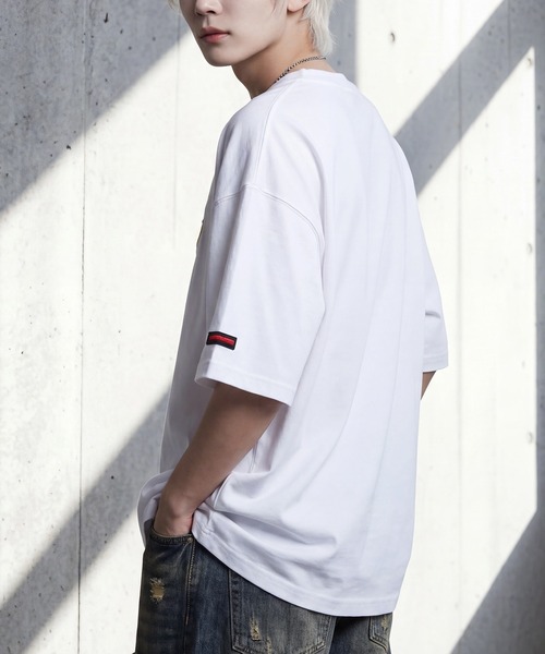 FUBU( フブ)の「【FUBU/フブ】PATCH T-SHIRTS/パッチTシャツ(Tシャツ/カットソー・メンズ・ブラック/ホワイト・XL/M/L)」の4枚目の写真