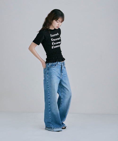 etoll.（エトル）の「シャーリングコンパクトロゴTシャツ（Tシャツ/カットソー・レディース・杢グレー/オフホワイト/ブラック/ネイビー・FREE）」の9枚目の写真