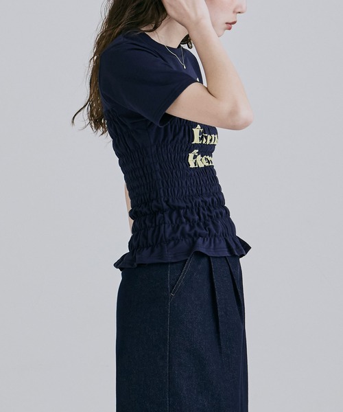 etoll.（エトル）の「シャーリングコンパクトロゴTシャツ（Tシャツ/カットソー・レディース・杢グレー/オフホワイト/ブラック/ネイビー・FREE）」の12枚目の写真