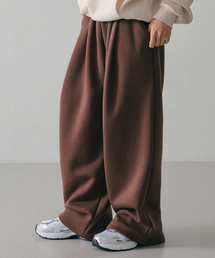 LXT（エルエックスティー）の「ツタックヒドゥンストリングワイドスウェットパンツ[ブラウン]（スウェットパンツ）」