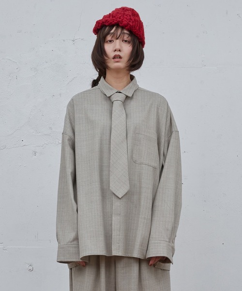 Dulcamara(ドゥルカマラ)の「よそいきワイドBOXシャツ(シャツ/ブラウス・メンズ・ベージュ系/ブラック/グレー系・1/0)」の4枚目の写真