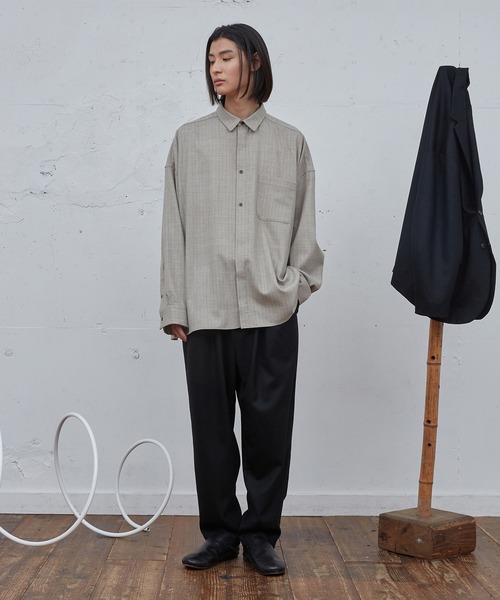 Dulcamara(ドゥルカマラ)の「よそいきワイドBOXシャツ(シャツ/ブラウス・メンズ・ベージュ系/ブラック/グレー系・1/0)」の7枚目の写真