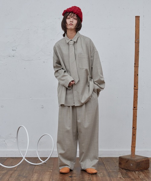 Dulcamara(ドゥルカマラ)の「よそいきワイドBOXシャツ(シャツ/ブラウス・メンズ・ベージュ系/ブラック/グレー系・1/0)」の11枚目の写真