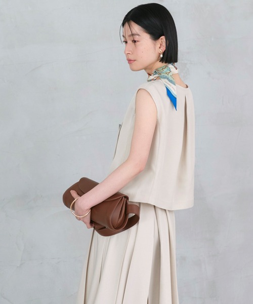 RUIRUE BOUTIQUE(ルイルエブティック)の「洗える ストレッチ | アシンメトリー ジレ & ボックス プリーツスカート セットアップ | 夏ワンピース・夏セットアップ・スカートセットアップ・ロングスカート(セットアップ・レディース・グレー/ライトベージュ/ネイビー・S/M/L)」の8枚目の写真