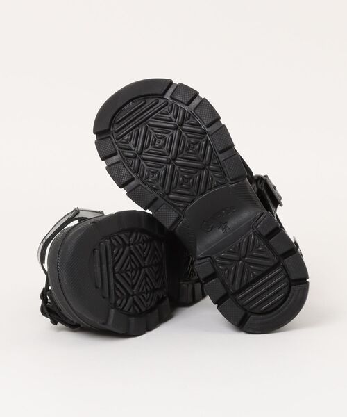 CONVERSE(コンバース)の「《CONVERSE》ALL STAR TREKWAVE SANDAL オールスター トレックウエーブ サンダル(サンダル・レディース・シルバー/ブラック×ブラック・22.0cm/23.0cm/24.0cm/25.0cm)」の3枚目の写真