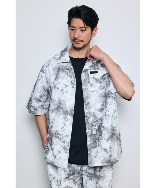 AZUL by moussy(アズールバイマウジー)の「SHELTECH Light 半袖シャツ(シャツ/ブラウス・メンズ・グレー/ブラック/グレー系その他・MEDIUM/SMALL/LARGE)」の20枚目の写真