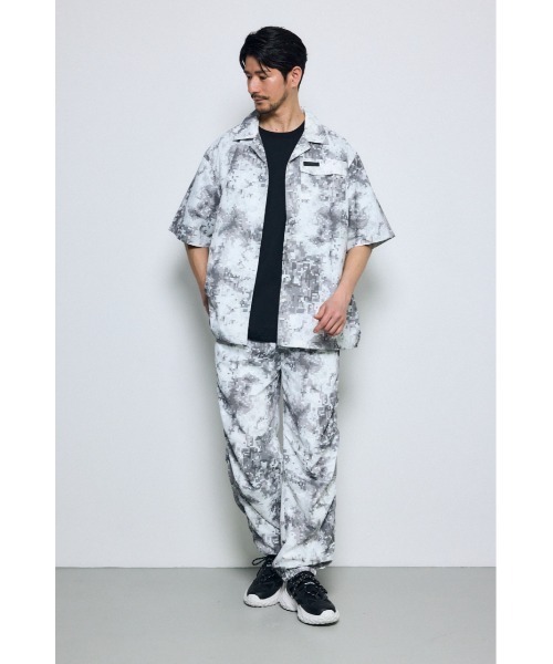 AZUL by moussy(アズールバイマウジー)の「SHELTECH Light 半袖シャツ(シャツ/ブラウス・メンズ・グレー/ブラック/グレー系その他・MEDIUM/SMALL/LARGE)」の22枚目の写真