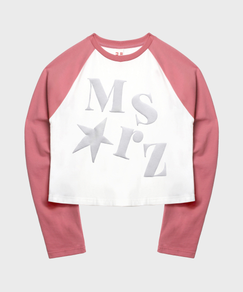 MASMARULEZ APPAREL(マスマルールズ アパレル)の「Typo Raglan Long Sleeve_Indie Pink(Tシャツ/カットソー・レディース・ピンク・ONE SIZE)」の3枚目の写真