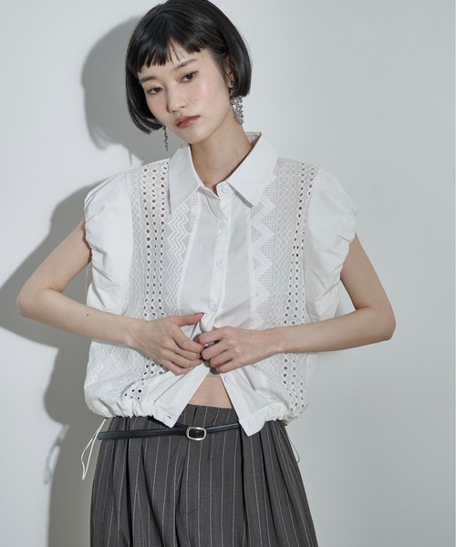 THE YOn(ザヨン)の「レース刺繍ドロストヘムノースリシャツ(シャツ/ブラウス・レディース・ブラック/オフホワイト・FREE)」の18枚目の写真