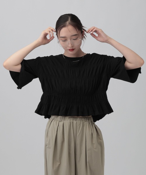 LEPSIM(レプシィム)の「シャーリングショートT 680401(Tシャツ/カットソー・レディース・レッド/オフホワイト/ブラック・FREE)」の2枚目の写真