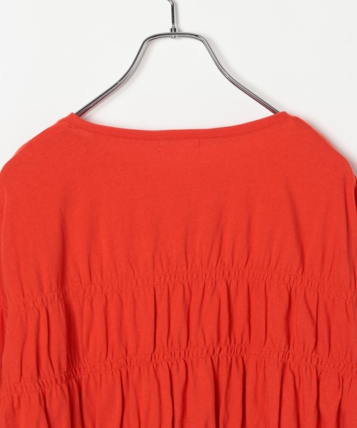 LEPSIM(レプシィム)の「シャーリングショートT 680401(Tシャツ/カットソー・レディース・レッド/オフホワイト/ブラック・FREE)」の8枚目の写真