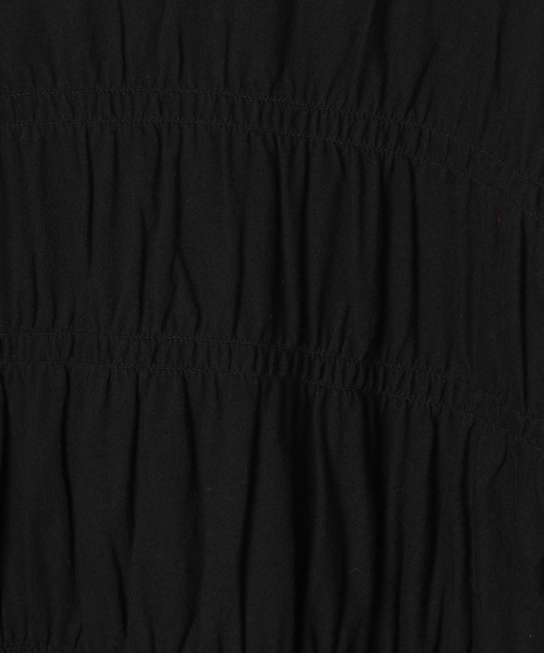 LEPSIM(レプシィム)の「シャーリングショートT 680401(Tシャツ/カットソー・レディース・レッド/オフホワイト/ブラック・FREE)」の5枚目の写真