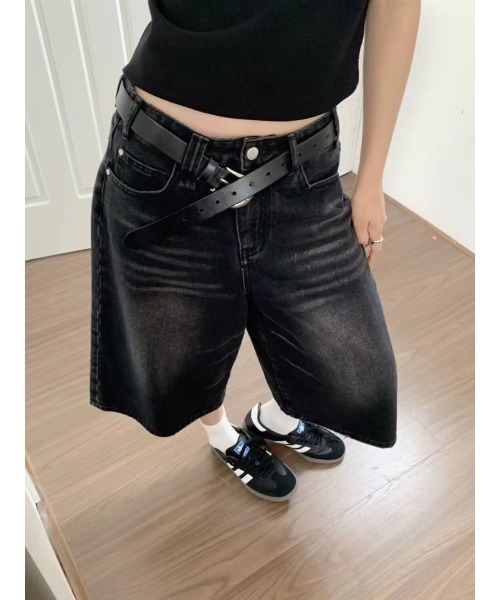 LAMPOON(ランプーン)の「ブラックデニムハーフパンツ(デニムパンツ・レディース・ブラック・MEDIUM/LARGE/SMALL)」の2枚目の写真