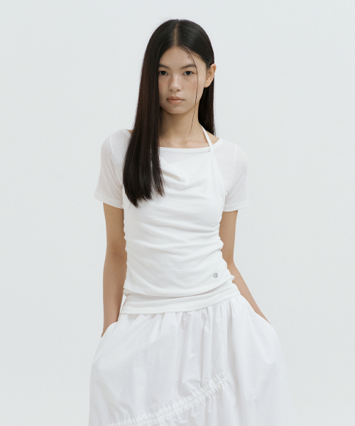 LUCIR ZU(ルシールズ)の「Halter Layered Sleeve Top (ivory)(Tシャツ/カットソー・レディース・その他・FREE)」の2枚目の写真