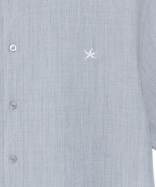 THECOLDESTMOMENT(ザコールデストモーメント)の「TCM mini logo textured half shirt (blue grey)(シャツ/ブラウス・レディース・その他・LARGE/MEDIUM)」の5枚目の写真