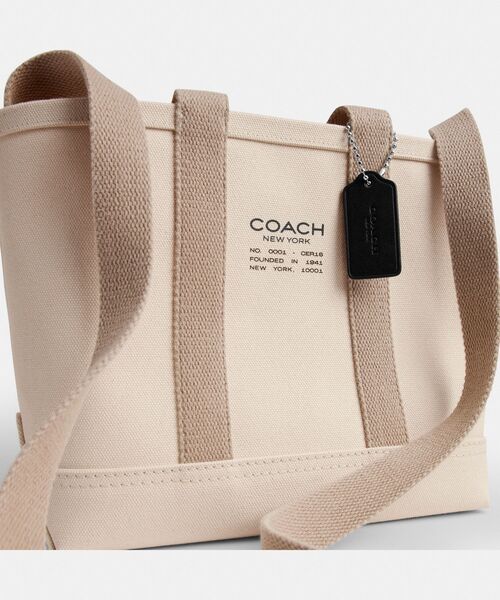 COACH（コーチ）の「ユーティリティー トート 27（トートバッグ・メンズ・ホワイト系その他・ONE）」の7枚目の写真