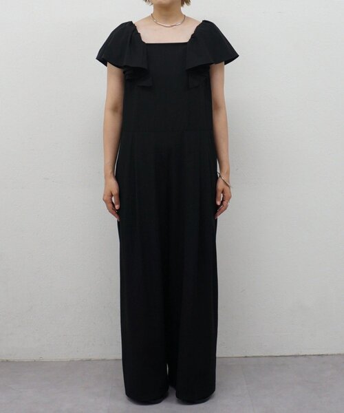 LOUNGEDRESS(ラウンジドレス)の「【撥水】フリルスリーブコンビネゾン(サロペット/オーバーオール・レディース・ブラック/ブラウン・36/38)」の5枚目の写真