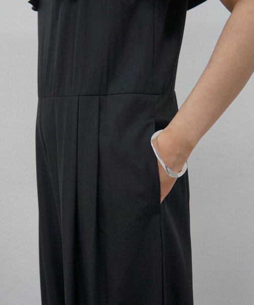 LOUNGEDRESS(ラウンジドレス)の「【撥水】フリルスリーブコンビネゾン(サロペット/オーバーオール・レディース・ブラック/ブラウン・36/38)」の10枚目の写真