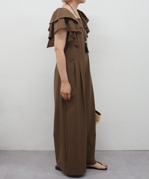 LOUNGEDRESS(ラウンジドレス)の「【撥水】フリルスリーブコンビネゾン(サロペット/オーバーオール・レディース・ブラック/ブラウン・36/38)」の11枚目の写真
