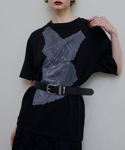 LACY SATIN PRINT TEE（Tシャツ/カットソー）｜Ameri（アメリ）の