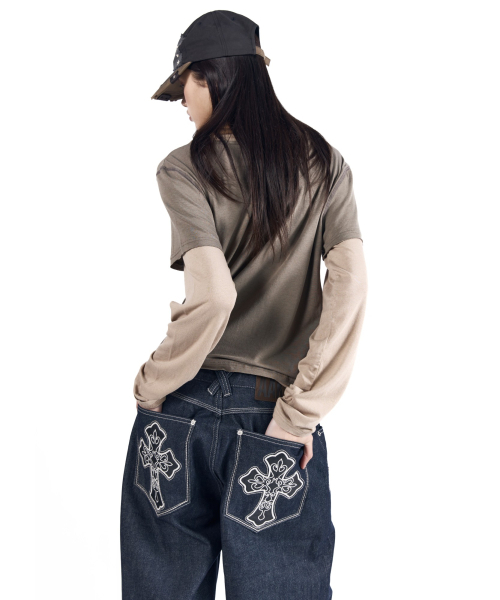 AAKAM（アーカム）の「CROS2 Patch Denim Pants (Blue)（デニムパンツ・レディース・その他・1/2）」の11枚目の写真