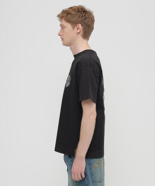 AVIREX(アヴィレックス)の「VARSITY T-SHIRT "SELECTED AUTHORITY" / バーシティ 半袖Tシャツ セレクテッド オーソリティ / AVIREX / アヴィレックス(Tシャツ/カットソー・メンズ・ホワイト/ブラック・MEDIUM/LARGE/X-LARGE/XX-LARGE)」の6枚目の写真