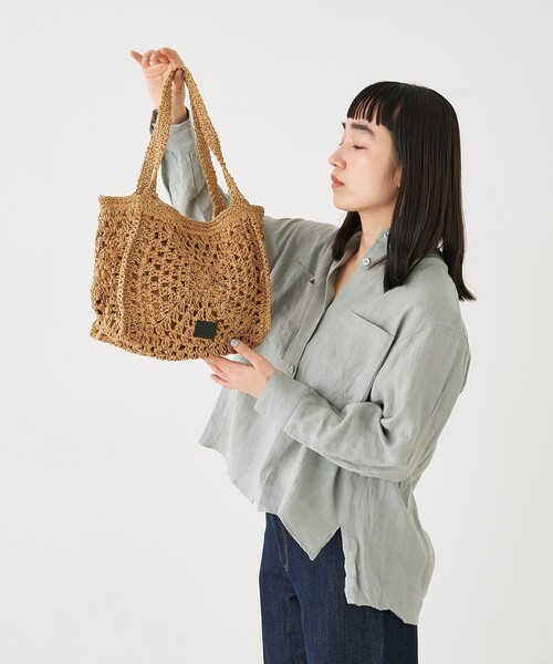 collex(コレックス)の「【Swaraj /スワラージ】手編みペーパーラフィアトートバッグ(かごバッグ・レディース・ベージュ/ホワイト・フリー)」の6枚目の写真