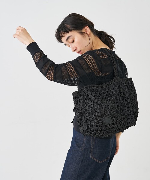 collex(コレックス)の「【Swaraj /スワラージ】手編みペーパーラフィアトートバッグ(かごバッグ・レディース・ベージュ/ホワイト・フリー)」の13枚目の写真