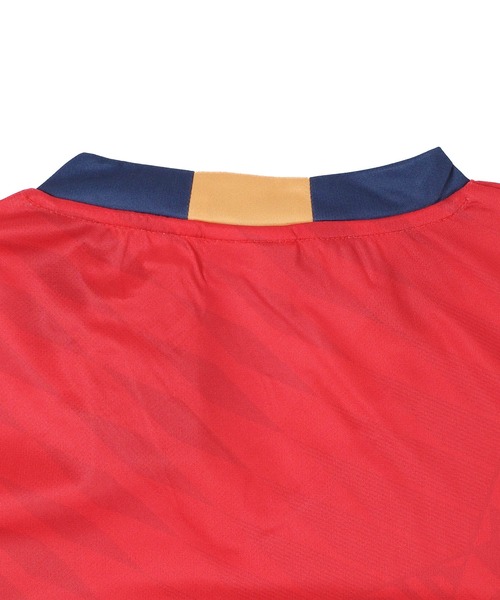UMBRO（アンブロ）の「【T21】【umbro/アンブロ】2024 SPAIN ICONIC GRAPHIC JERSEY スペイン アイコニック グラフィック ジャージ UUM166561U（Tシャツ/カットソー・メンズ・レッド・X-LARGE/LARGE/MEDIUM）」の11枚目の写真