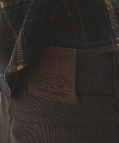 OURNOSTALGIA（アワー ノスタルジア）の「classic stripe midi skirt_Hazelnut（スカート・レディース・ライトブラウン・MEDIUM/SMALL）」の4枚目の写真