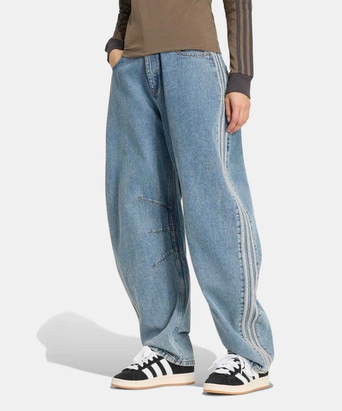adidas(アディダス)の「ハイライズ バレルレッグ デニムパンツ / アディダスオリジナルス adidas Originals(デニムパンツ・レディース・ブルー・26/30/25/30/27/30/28/30/29/30/30W 30L/31W 30L/32W 30L/33W 30L/34W 30L)」の2枚目の写真