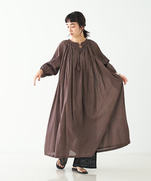 collex(コレックス)の「インド綿2WAYギャサーコットンワンピース(ワンピース・レディース・ブラウン/ネイビー・フリー)」の3枚目の写真