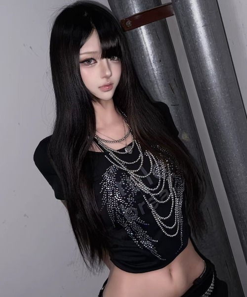 ViViDAY（ビビデー）の「ラインストーン天使の羽＆英字ロゴ　tシャツ（Tシャツ/カットソー・レディース・ブラック・M）」の8枚目の写真
