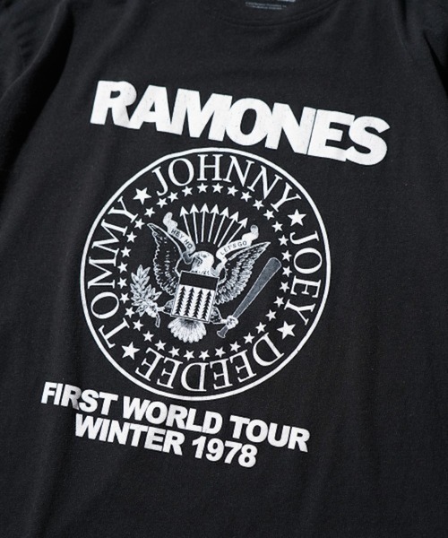 THRIFTY LOOK(スリフティールック)の「THRIFTY LOOK / THRIFTY "RAMONES" TEE(Tシャツ/カットソー・メンズ・ブラック・X-LARGE)」の2枚目の写真