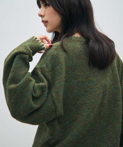 UNDERSTATEMENTs(アンダーステイトメント)の「【ユニセックス】配色Vネックステッチニット(ニット/セーター・メンズ・チャコールグレー/グリーン/ネイビー・MEDIUM/LARGE)」の17枚目の写真