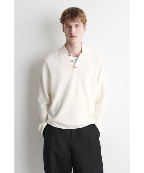 COS(コス)の「ハニカムニットポロシャツ(ポロシャツ・メンズ・オフホワイト/ダークグリーン・L/XL/M/XS/S)」の1枚目の写真