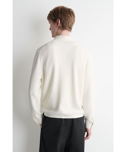 COS(コス)の「ハニカムニットポロシャツ(ポロシャツ・メンズ・オフホワイト/ダークグリーン・L/XL/M/XS/S)」の5枚目の写真